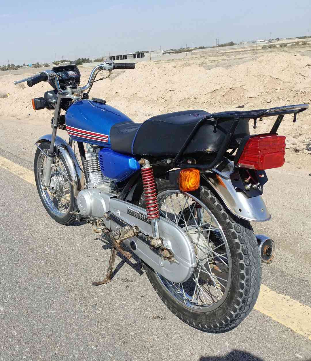 سلام عليكم دراجه أرشه اوراق موديل 2020اوراقها كامله كلها للبيع ما ناقصها اي شي كهربائيات اشاير لايت كلها شغاله مكينه خير من الله دك سلولي سعر 550 الف عنواني بصره سفوان وهاذه رقمي ***********
