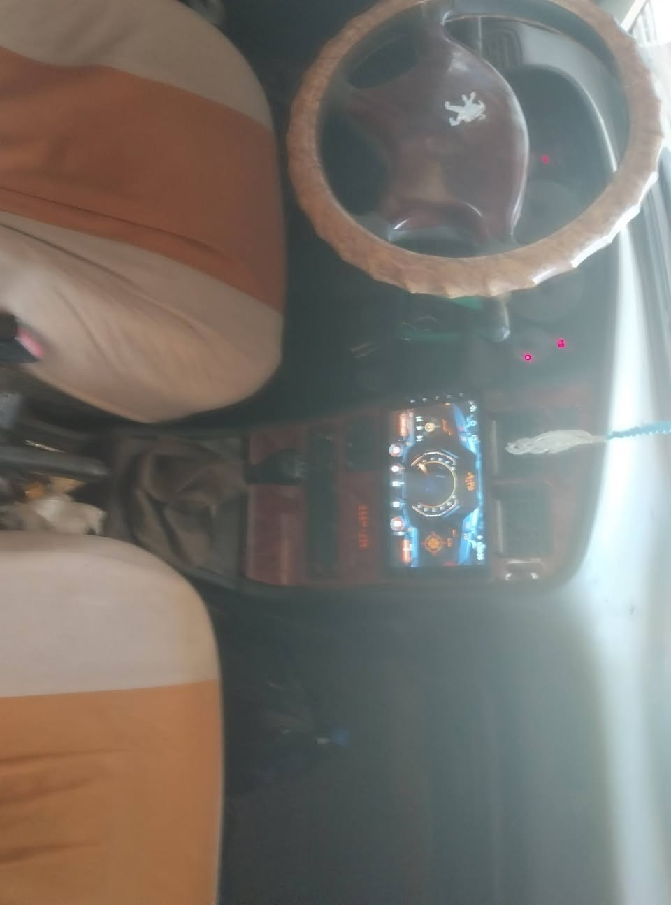 سلام عليكم بيجو بارص موديل 11 رقم كربلاء انكليزي سنويه ال2030 السعر 29
***********

