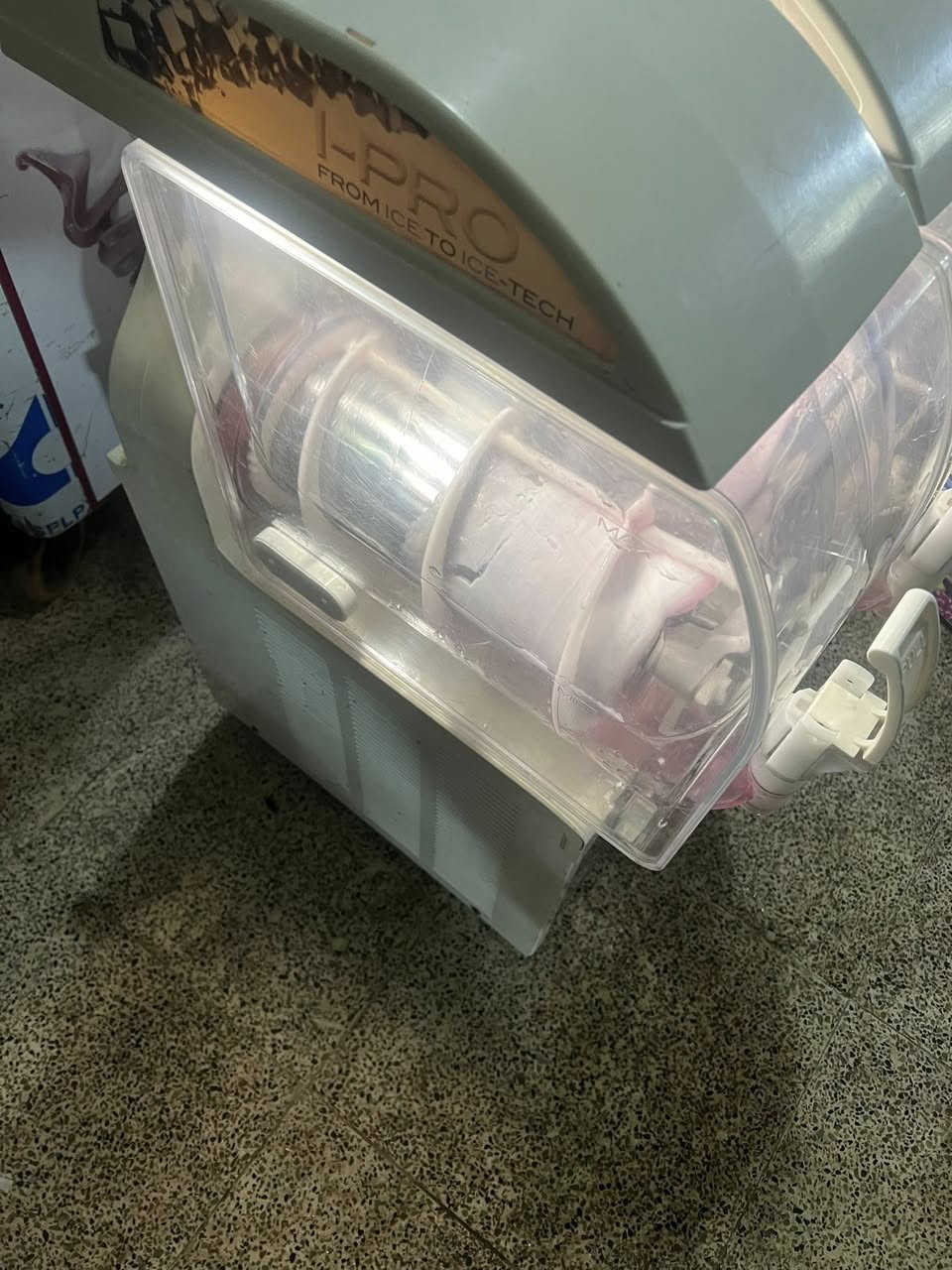 سلام عليكم سلاش ازبراي ايطالي sbm نضيف جدا مكاني بغداد بلادي برغي ما مفتوح بيه مكاني بغداد لاستفسار ***********
