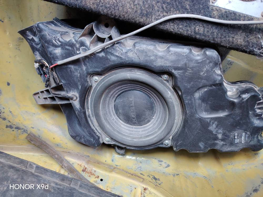 السلام عليكم سماعات دمام كوري للبيع شغالات صوتهن حلو سعرهن 65,000 وبيهن مجال مكاني نجف وهذا رقمي*********** النجف, العراق
