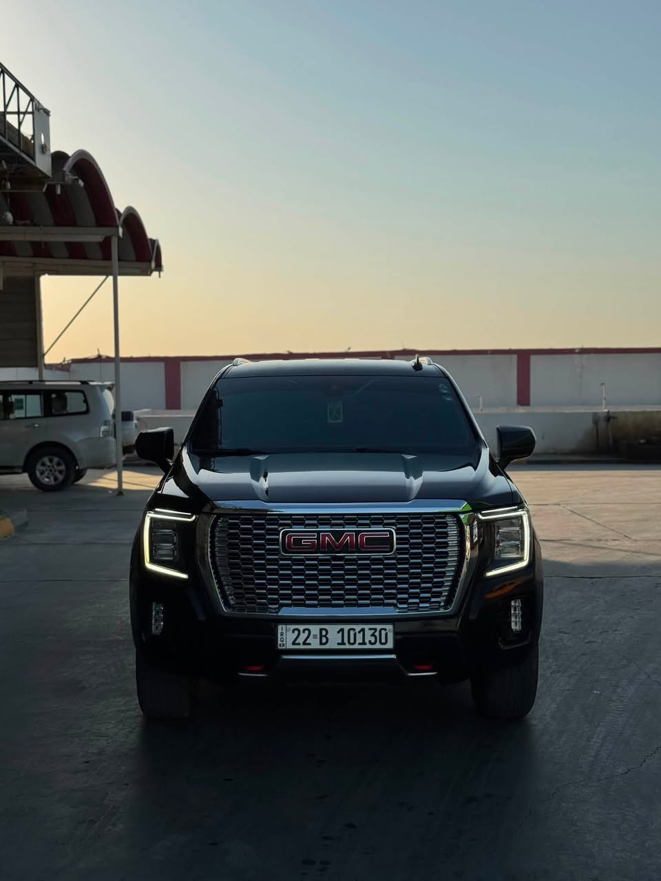 سلام عليكم🖤
GMC sleيوكن 2021 
خليجي كفاله عامه من كلشي ماشية 115 الف 
رقم اربيل الجديد سنوية وهزه جديد
كتاب تضليل بلسنوية من مرور اربيل 
شادلها شباج دنلي وشباجها الاصلي موجود الي يحب يرجعه
تخم تاير وباتري جديد اصدار 25
مواصفاتها معروفه الي SL 
السعر 425$
العنوان/ديوانية المركز
  ***********
