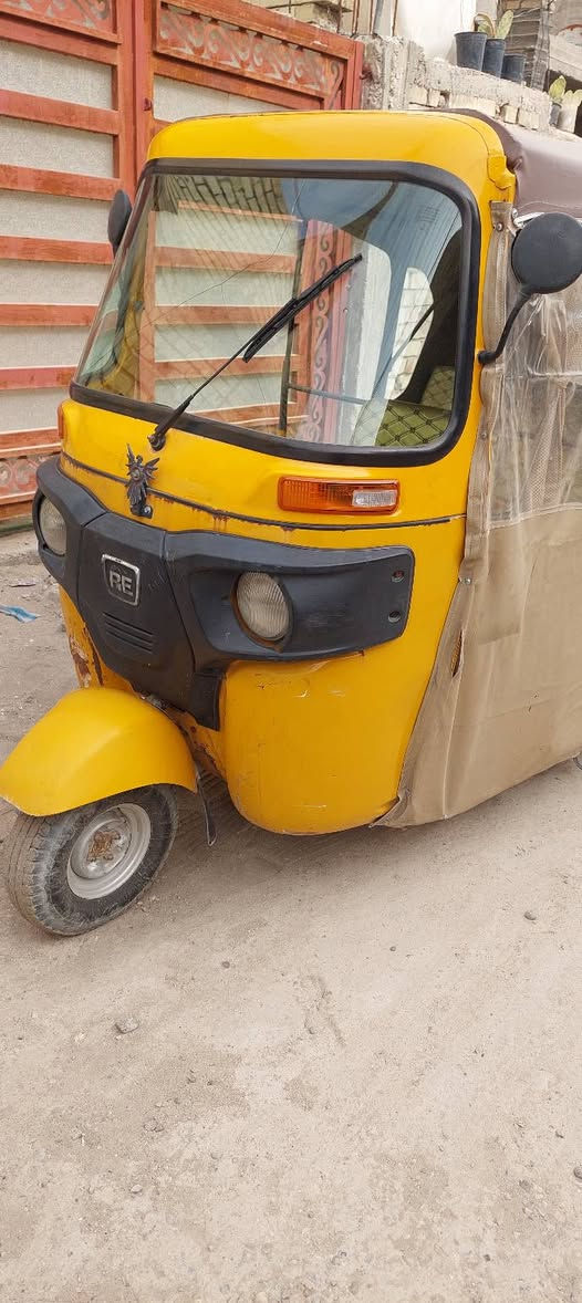 السلام عليكم تكتك للبيع موديل 18 سعره 4 ملاين رقم هاتف ***********
