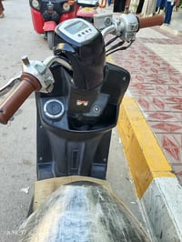 ماكس بوليس للبيع كامل من كلشي كفر اسود +وردي قفل جنطه قفل ستيرن مفتوحه...