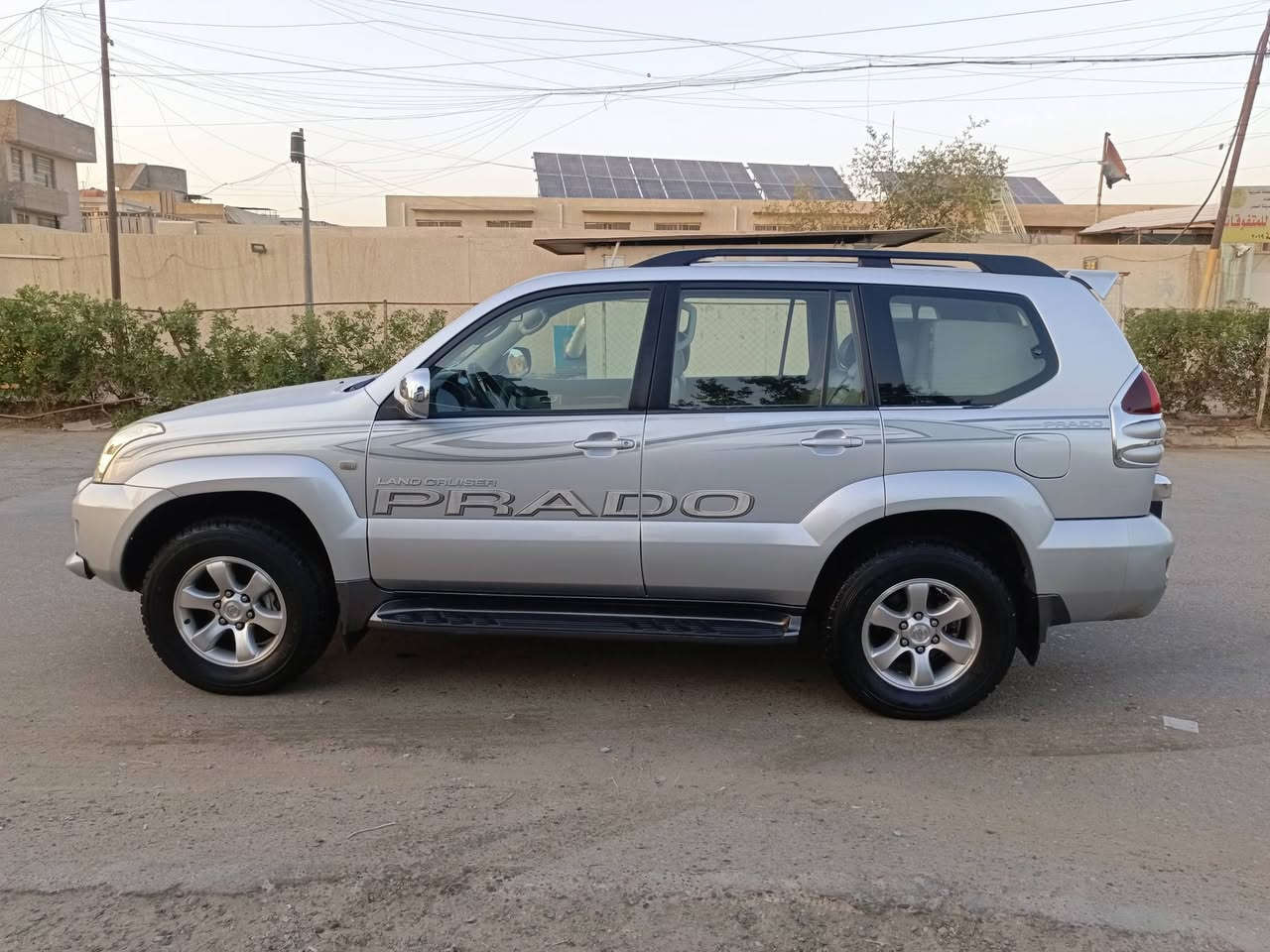 السلام عليكم برادو موديل 2009 خليجي فول مواصفات كفاله عامه
محرك 6 سلندر وغرفتها جلد تدفئه كهربائيه
وكشنات كهربائي صفحتين كاميرا حساسات
تحكم ستيرن مري شفط وتبريد ثلاث قطع 
سبير تعليك دبل تانكي 
كفاله عامه سياره  سليمانيه 
السعر : 165 

لاستفسار ع هاذا رقم ***********
