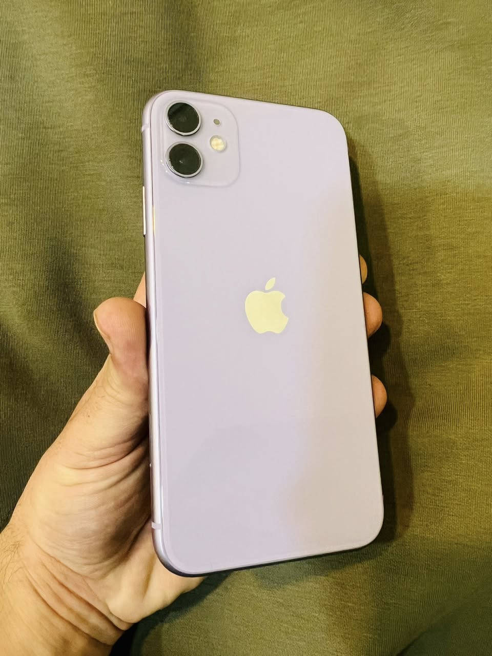 ايفون 11
بطارية 73

نظافة كلش عالية 

جهاز ما مفتوح ولا مبدل منه شي 

سعره 225 الف وبي مجال للطيبين

مكاني بغداد الكاظمية 

 بي واتساب ***********
