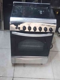 طباخ إيطالي • ٤ مشاعل • الزعفرانيه