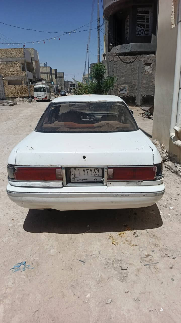 السلام عليكم . سيارة مارك عظم للبيع 
 مكينه وكير جدد  اقتصاديه ونجي ناعم 
 سيارة جاهزه  تختم تاير بيها جديد السعر 17 قفل 
راعيها ما اندله . العنوان النجف ***********
