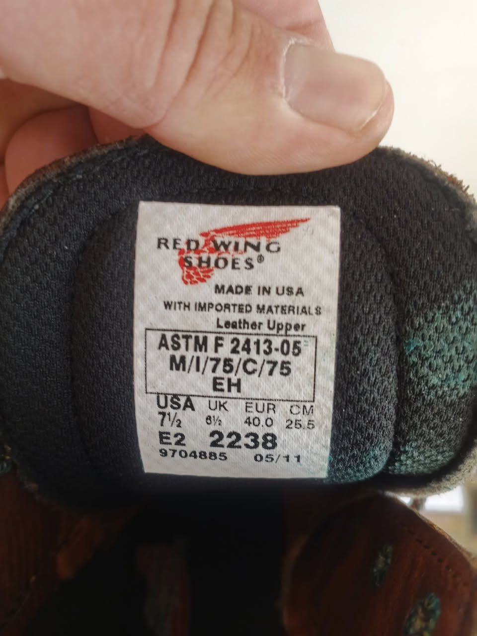 ريدونك امريكي اصلي جلد طبيعي غير مستخدم قياس ٤٠ السعر ١١٠ الف ***********
