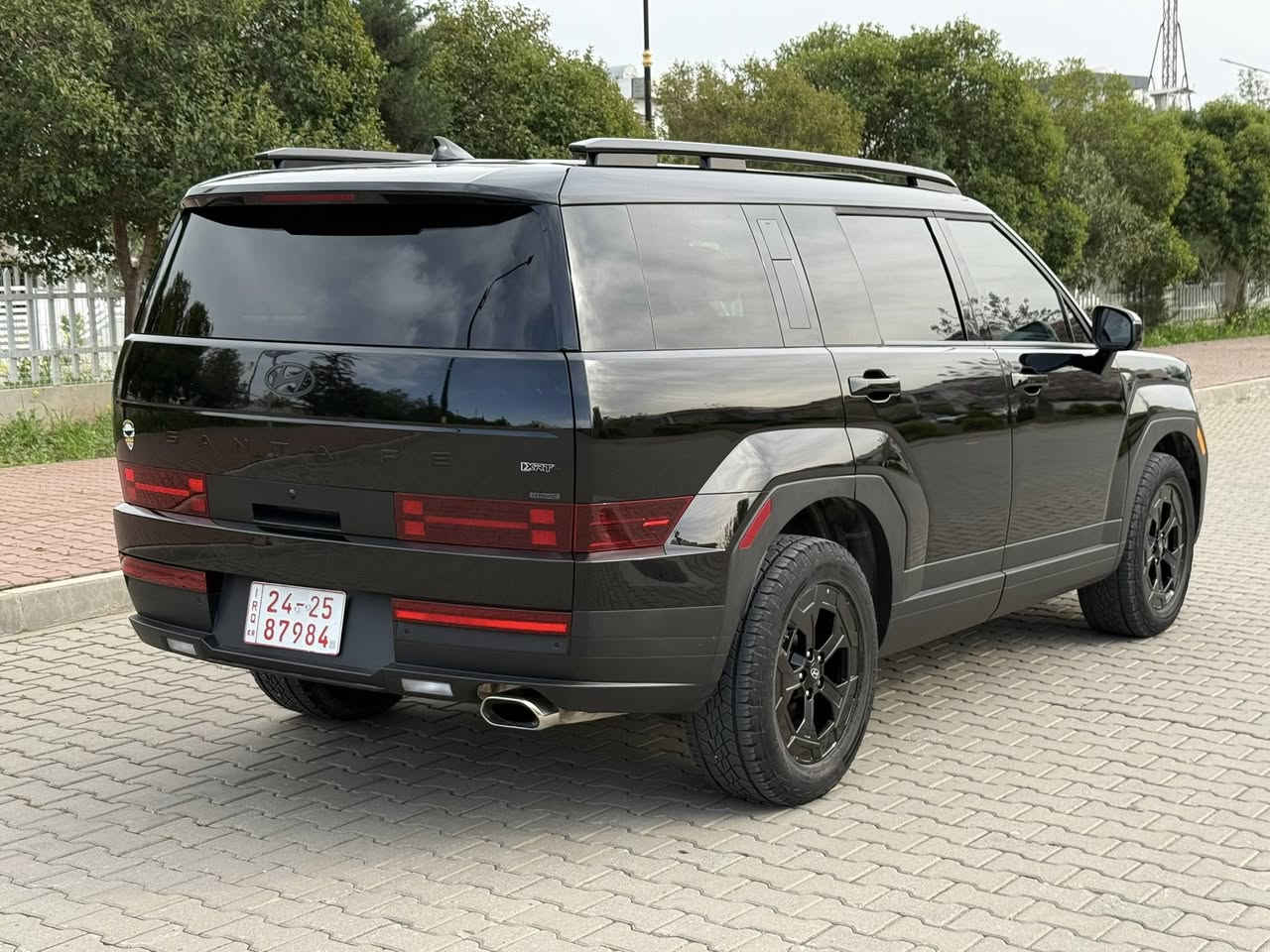 الشكل الجديد كلياً 😍🔥
Hyundai Senta fe  2025
هيونداي سنتافي  2025
مواصفات  XRT
‏فول مواصفات
‏فقط بيع

‏لسعر اكتب رقم واحد بالتعليق

مكينة ٤سلندر حجم ٢.٥لتر توربو 
275 حصان 
ماشية  15   ميل و بحالة ممتازة 
سياره كلين تا يتيل 
 
***********.  وتساب
