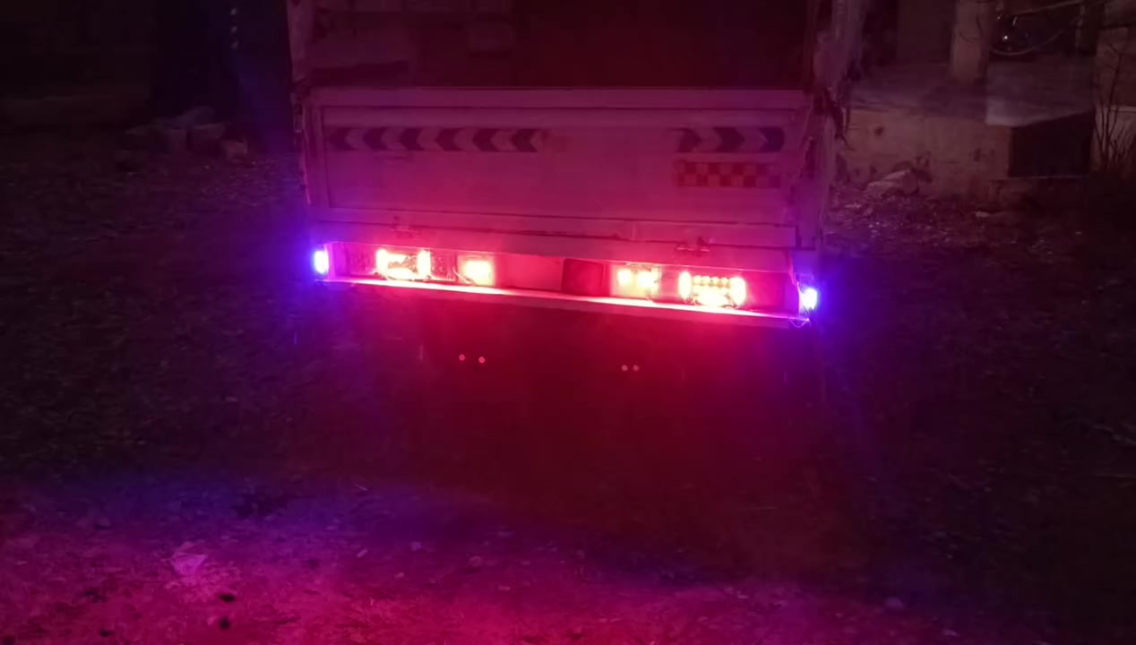 السلام عليكم ستوته للبيع جاهزة من كلشي تخم تاير جديد كهربائية كلها شغاله  لايت عالي ناصي  شرط اشاره شغاله محرك مفتوح نضيف كامله مكمله مال جناي والله العظيم  متوازي على بيعتها تا ادفع قسط كلية  السعر 950 قفل  بدون معامله  المايشتري  لا يكسر بسعرها.  الشراي يتصل ***********.المكان الخظرانية
