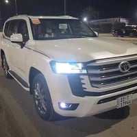 لاند كروز فئه GXR2025 تطبيق 3 شاشات شركت ساز ام الضمان زيرو ماشيه الف ...