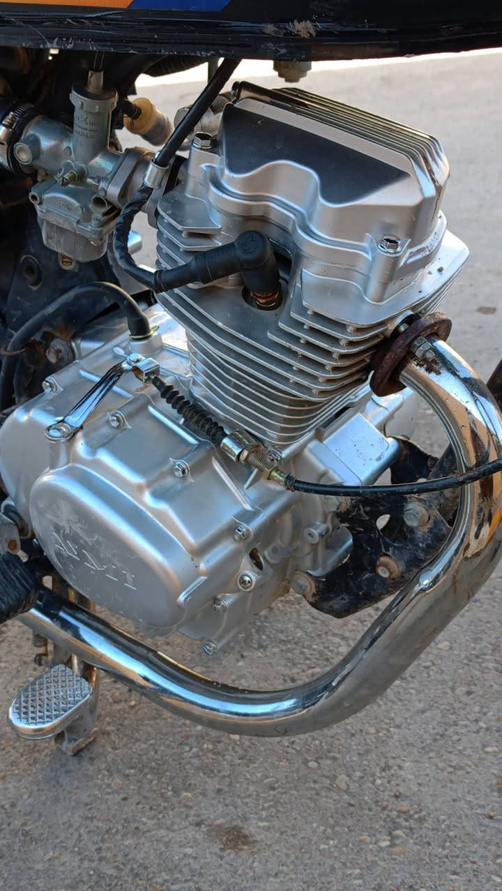 السلام عليكم دراجه للبيع ***********
