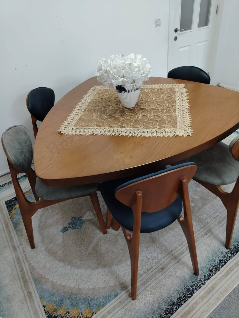 مێزی نان خواردنی ٦ نەفەری  ٣٥٠ هەزارو معامەلە لە سلیمانی


**إذا كنت صاحب هذا الإعلان وتريد حذفه لأي سبب، رجاءا أرسل رسالة إلى الدعم الفني**