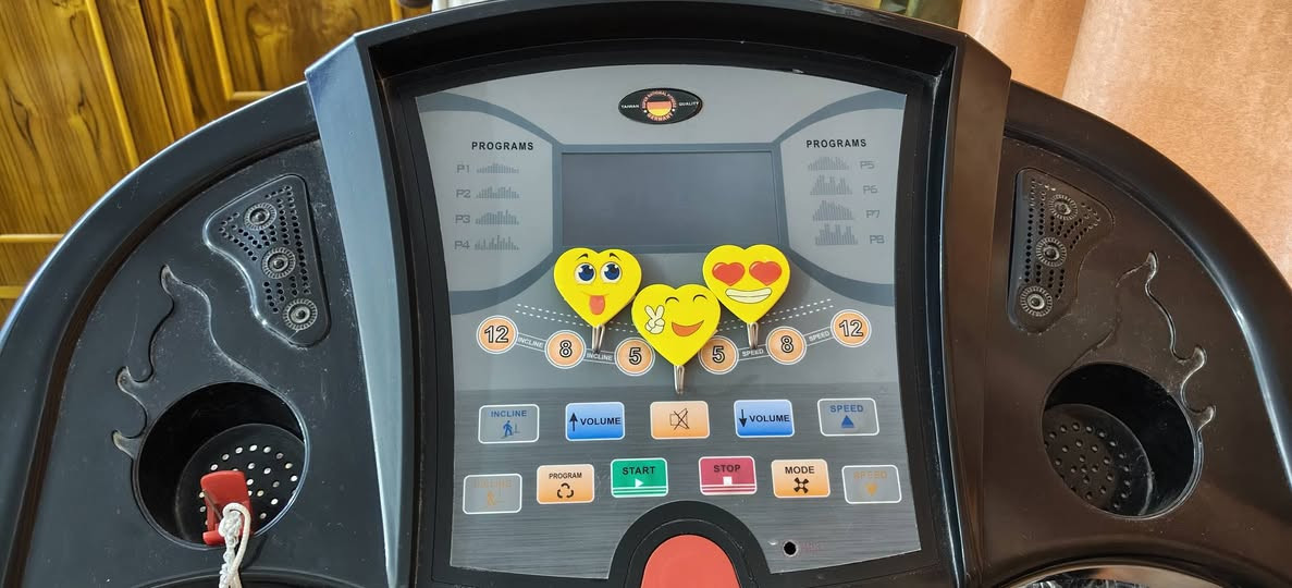 السلام عليكم
جهاز رياضة قايش للبيع 
السعر 300 وبيها مجال 
مستخدم قليل


**إذا كنت صاحب هذا الإعلان وتريد حذفه لأي سبب، رجاءا أرسل رسالة إلى الدعم الفني**