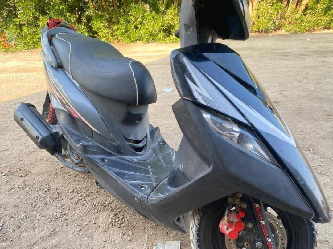 ماكس ثعلب ياباني
دراجة نظيفة كهربائيات شغاله المحرك مامفتوح بس بي خشونه
السعر 400 وبي مجال
مكانها سوگ الشيوخ
***********
