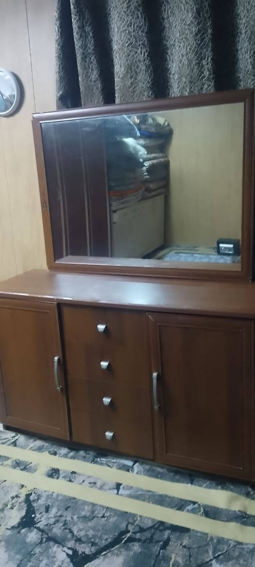 ميز تواليت جوزي واسودالوحده ٥٠ الف للاتصال ***********
