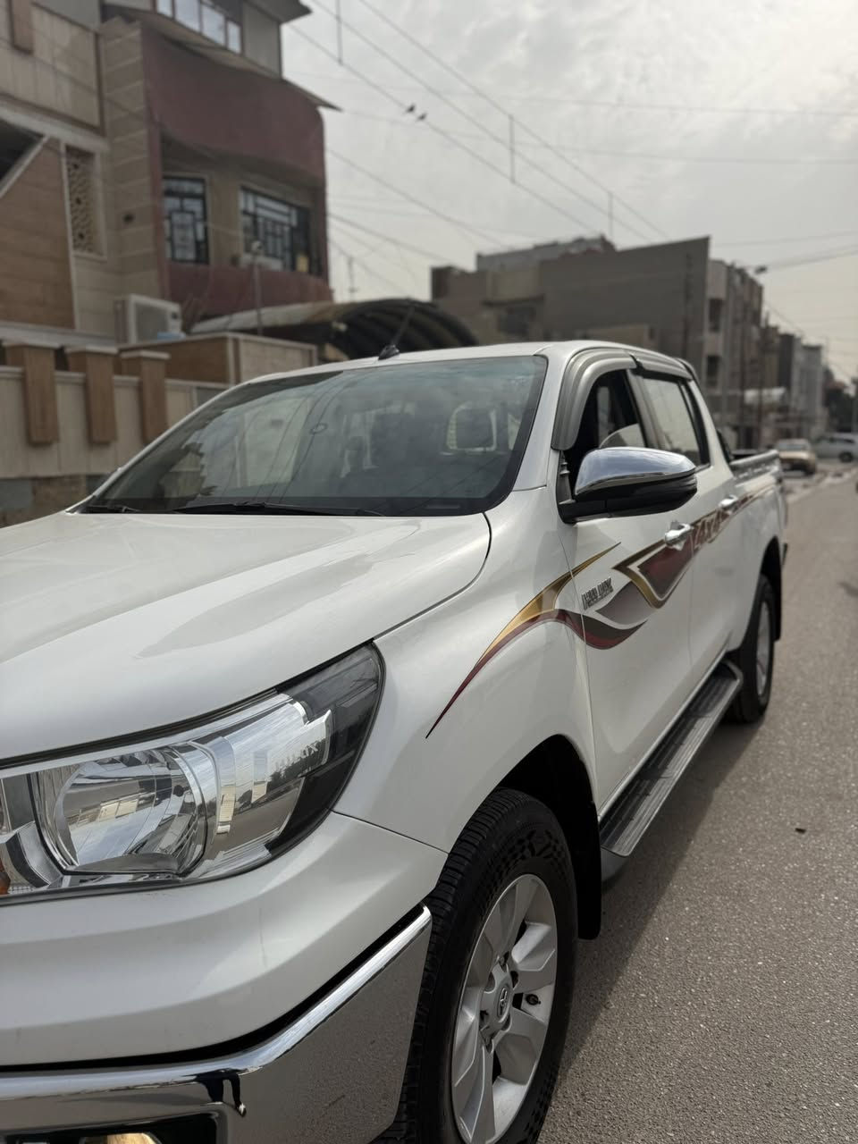 السلام عليكم بيكم 2018 كفاله عامه السيارة جديد ماشيه 70 ألف حقيقي مواصفات ساس مكان السيارة بغداد الشعب السعر 270  وبيه مجال شي قليل ***********
