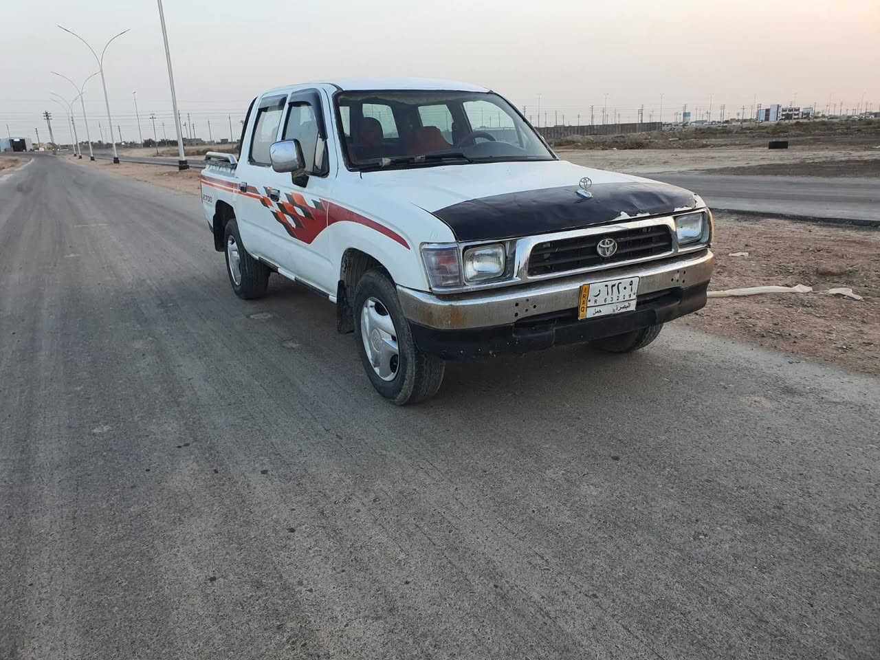 السلام عليكم بيكم جمره موديل 1998 مكينتها البلاديه كير اوتماتيك رقم بصره (ر) سياره حلوه مصبوغه جماليه كهربائيات شغاله سياره جاهزه السعر 55 العنوان بصره قضاء المدينه رقم‏‪***********‬‏ القرنة, البصرة
