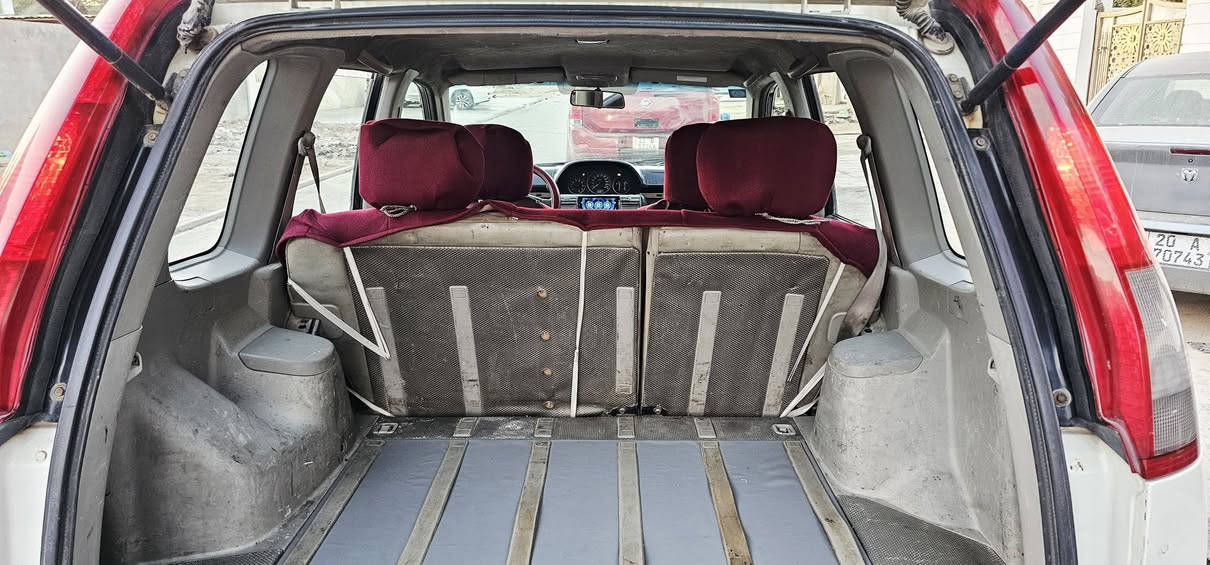 نيسان اكس تريل____***********____^
رقم نكليزي بغداد مشروع وطني 
سنويه بسمي هزه جديده سنويه جديده 
مكينه 4سلندر كير اوتماتيك  حجم ،2.400
صبغ قطعتين فقط السياره خليجي بدون حادث
كير ومكينه مكفولات سعر 67 بيه مجال
تخم تاير نضيف 
مكاني بغداد مدينه الصدر بغداد, العراق
