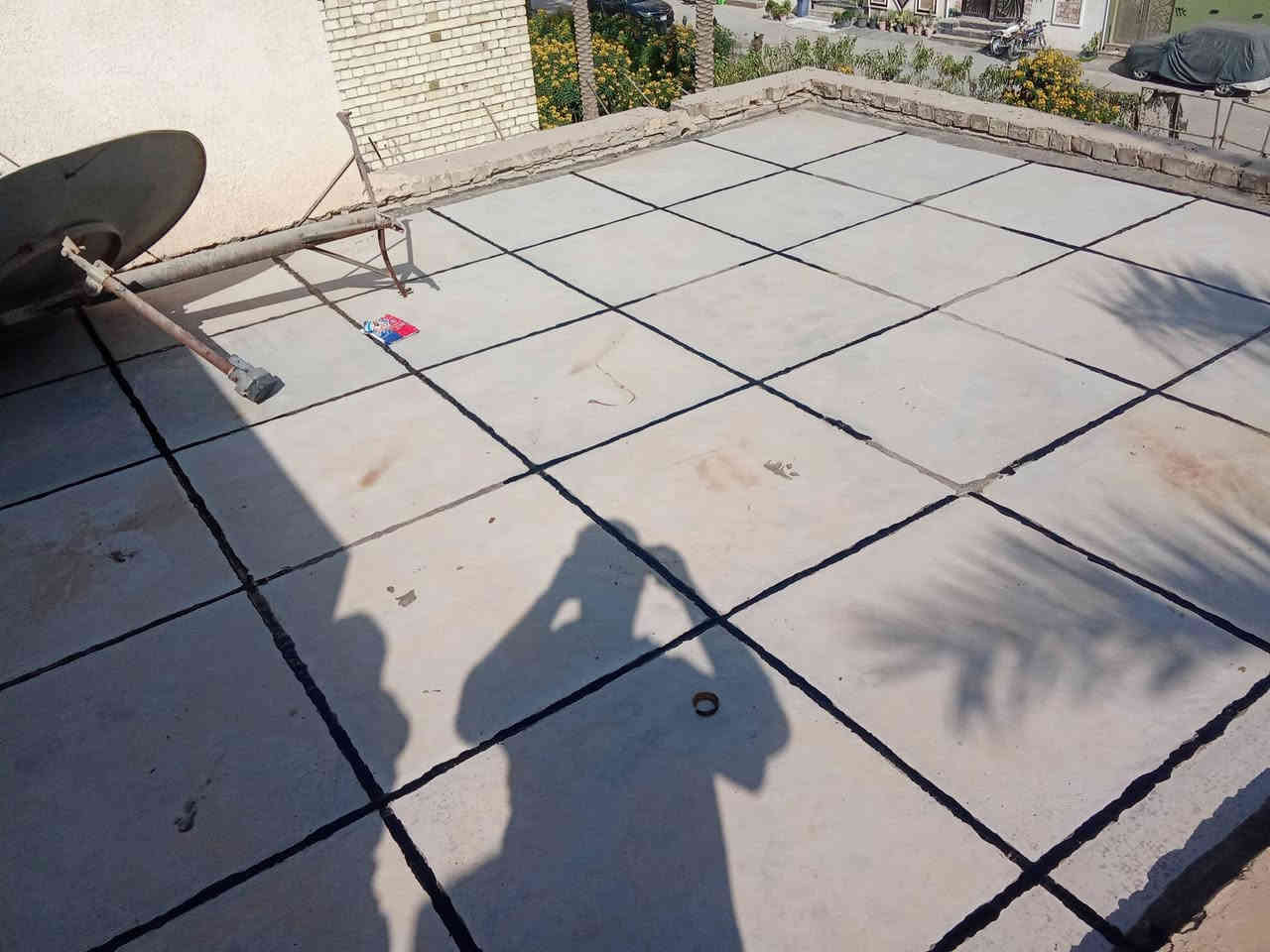 سلام عليكم مستعدون لتطبيك صطوح واعادة الماستك بانسب الأسعار الاتصال على رقم ***********
