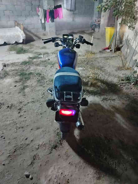 سلام وعليكم دراجه للبيع سيفان موديل 2023 اوراق اصولي محرك مكفول مامفتوح سعر 550 بيه مجال حك الجيه مو شراي لاتعبني موضح الك بتصوير العنوان بابل محاويل مع رقم ***********
