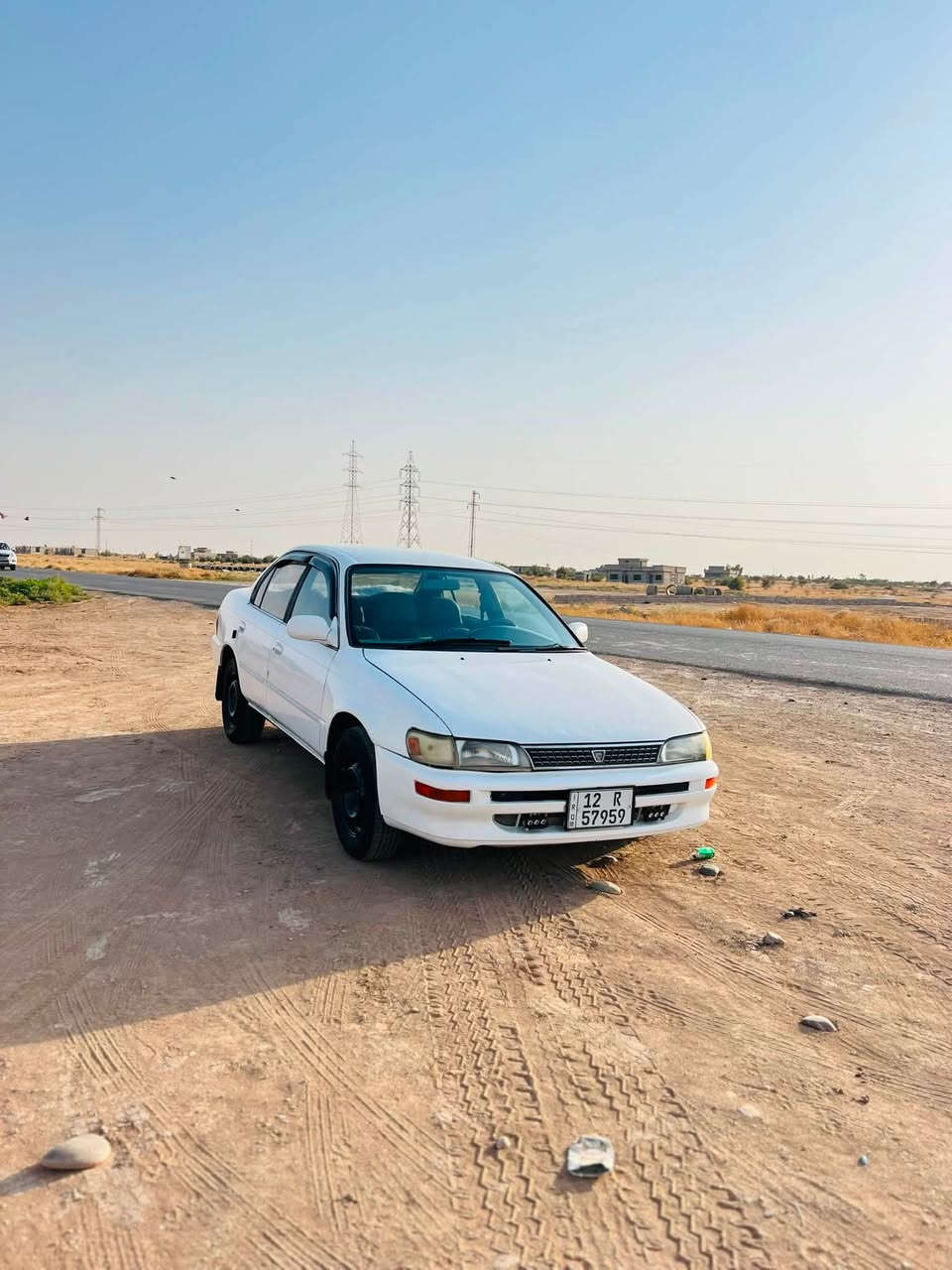السلام عليكم كورلا موديل 1993 محرك كير شرط صدر تايرات كلو جديد تبريد ثلج  رقم نينوى دولي شرط التحويل بيها التكمه الفوك السايق صبغ اثر تحرير و جاملغ خلفي بدون دواخل شرط السعر 45وبيها مجال 
اتصال ***********
