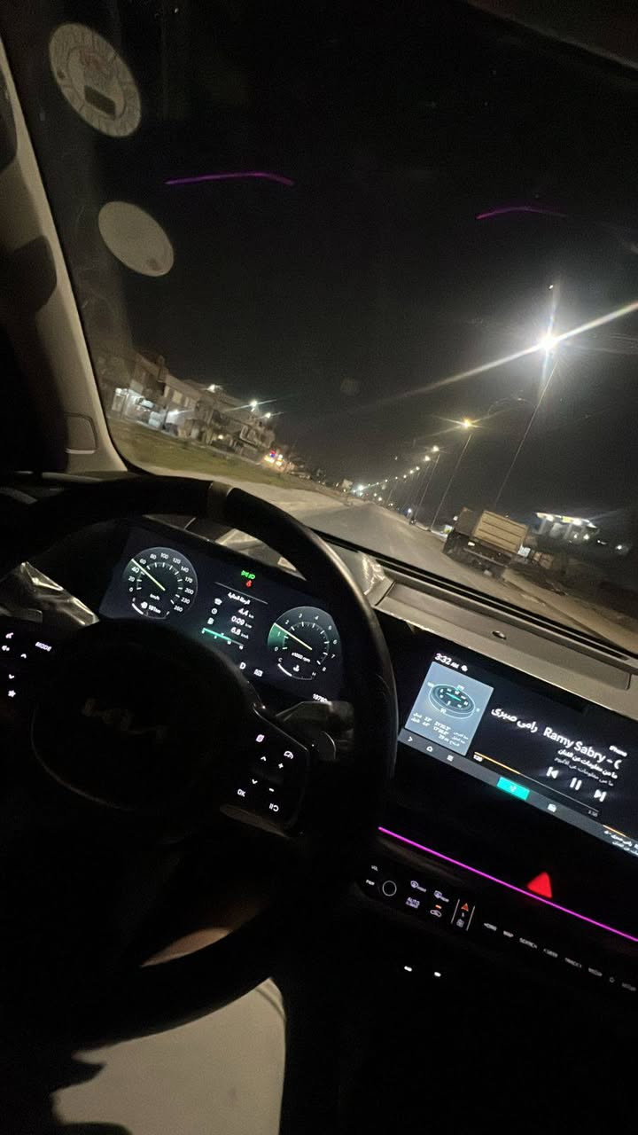 السلام عليكم
للبيع سورنتو موديل 24 رقم اربيل خليجي ضمان 5 سنوات وباسمي ..
محرك 6سلندر 
بانوراما 
داتا شو 
ويل حجم 20  
كير ماوس
هندبريك بصمه 
تشغيل عن بعد والصندوق والكراسي كهرباء 
مكفوله كفاله عامه 
السعر ٣٢٥ ورقه وبيهه مجال بسيط
***********
