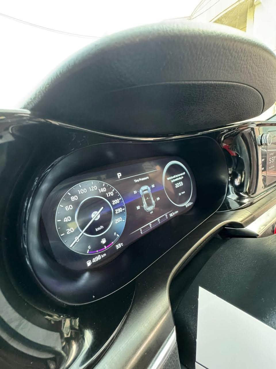 سلام عليكم
كي فايف 2023 فئة مواصفات vip GT
فول مواصفات للاخير اعلى فئة 1/1
مكينة 2500 تيربو صاروخ 🚀
رقم بغداد انكليزي بسمي
حادث خفيف بارد بس بدون دواخل كما موضح بالصور...... 
ماشيه 45 ميل  فقط 
مواصفات: 
سقف بانوراما 
بصمه تشغيل وابواب وصندوق 
ترحيب عند الاقتراب 
تشغيل عن بعد 
هاند بريك بصمه
كشنات كهرباء وجلد مختوم Gt
4 وضعيات قيادة
ماسحات اوتو بالمطر
صندوق ذكي
لد امامي وخلفي 
حساسات 
رادرات كاملة 
عرض داتاشو 
كشنات خلفيه تدفئة
كشنات اماميه تدفئة +تبريد
نقاط عمياء، اوتو هولد
شاشه ديجيتال كبيرة
اشاير بالمري وشفط 
تبريد قطعتين
شاحن وايرليس  
مكينة 2500 توربو 293 حصان
رقم بغداد بإسمي تحويل مباشر 
سيارة جديده بحاله الزيرووو السعر اتصل مباشر و واتساب ***********  وتدلل

بدون قطرة 💧 صبغ
