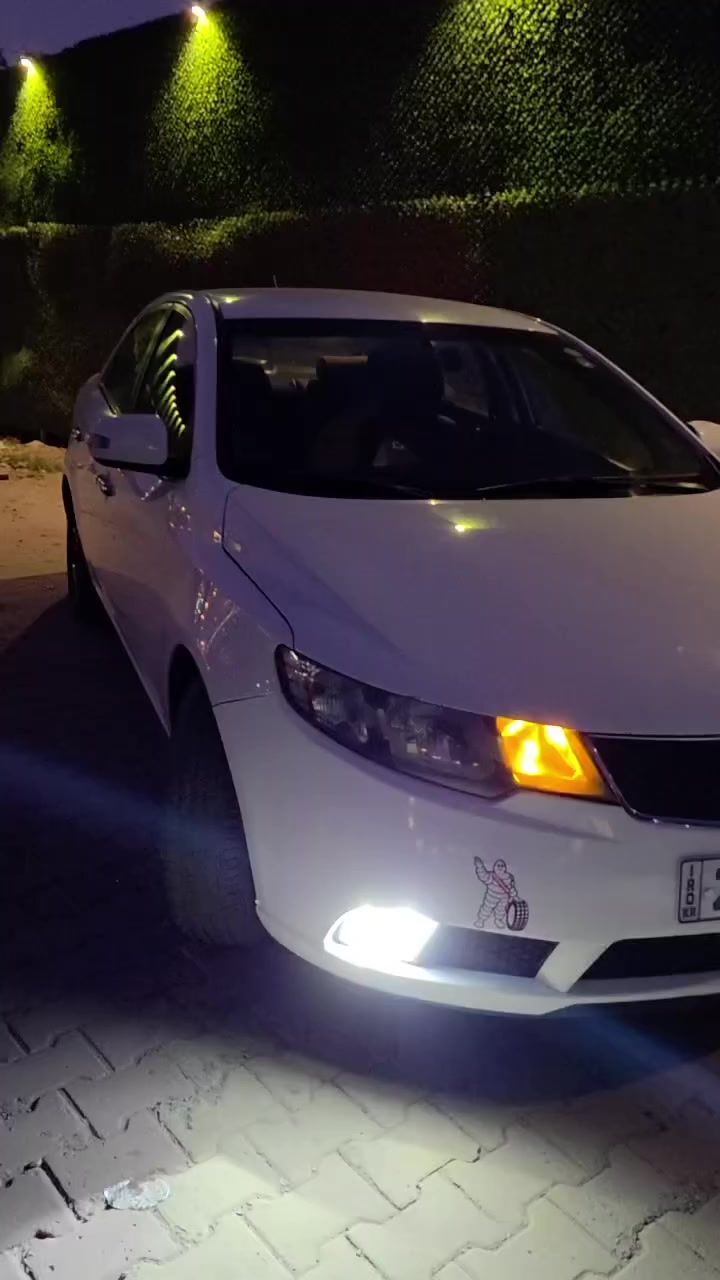 سلام عليكم كيا سيراتو ٢٠١١ خليجي 
محرك ١٦٠٠ دوش وكير وتبريد خير من الله 
وكلشي موضح بل منشور
رقم الهاتف  ***********
