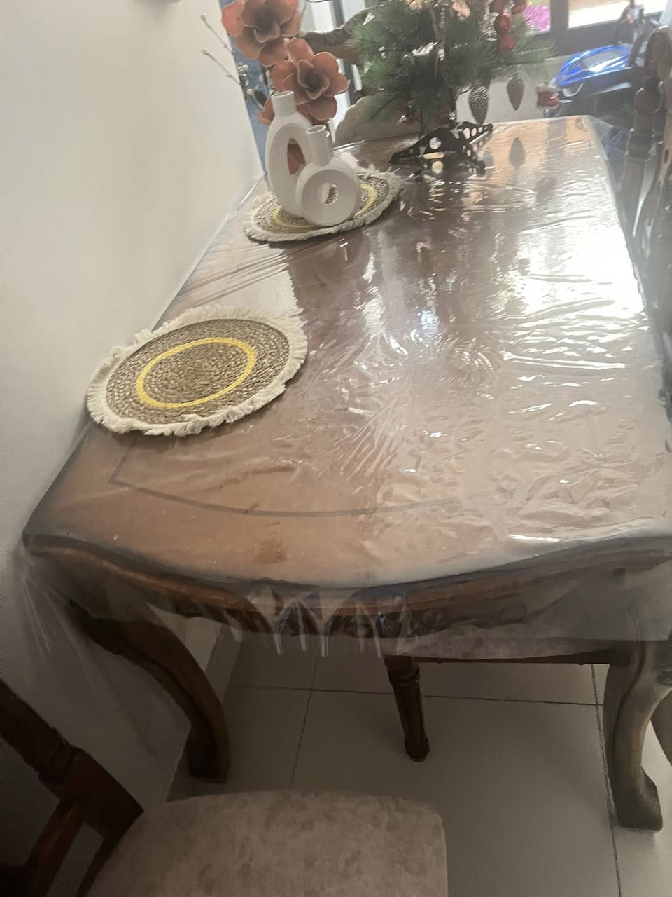 ميز طعام تكمه ثكيل ماخذته مليون ابيعا 400بي مجال خمس كراسي تكمه كلش العنوان الكريعات


**إذا كنت صاحب هذا الإعلان وتريد حذفه لأي سبب، رجاءا أرسل رسالة إلى الدعم الفني**