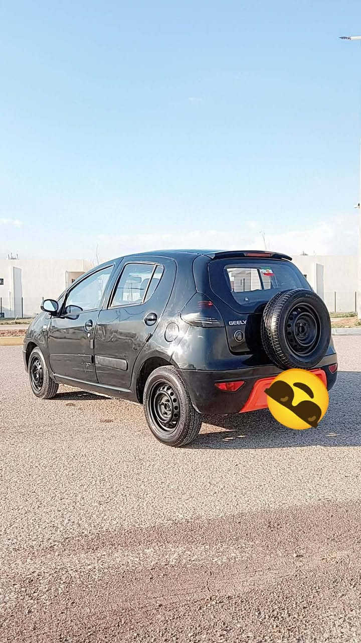 سلام عليكم
جيلي بانداGX2/موديل 2013
لون اسود/محرك جبير مرغوب كير توماتيك /دبل سبير دبل ايرباك
جام كهرباي تبريد وتدفه بشرط
تخم تاير  جديد عليها صدر امامي وخلفي جديد كهربايات كوله شغاله محرك كير ابشرط لا صرف ولا بخار هزه+فحص جديد شرط تحويل والغرامات بجم وظهر كبس/ من دعاميه للدعاميه بشرط نقص ماكو 
سياره صبغ عام السعر 46$وبيهه مجال بسيط مكاني أربيل اي استفسار *********** واتساب
