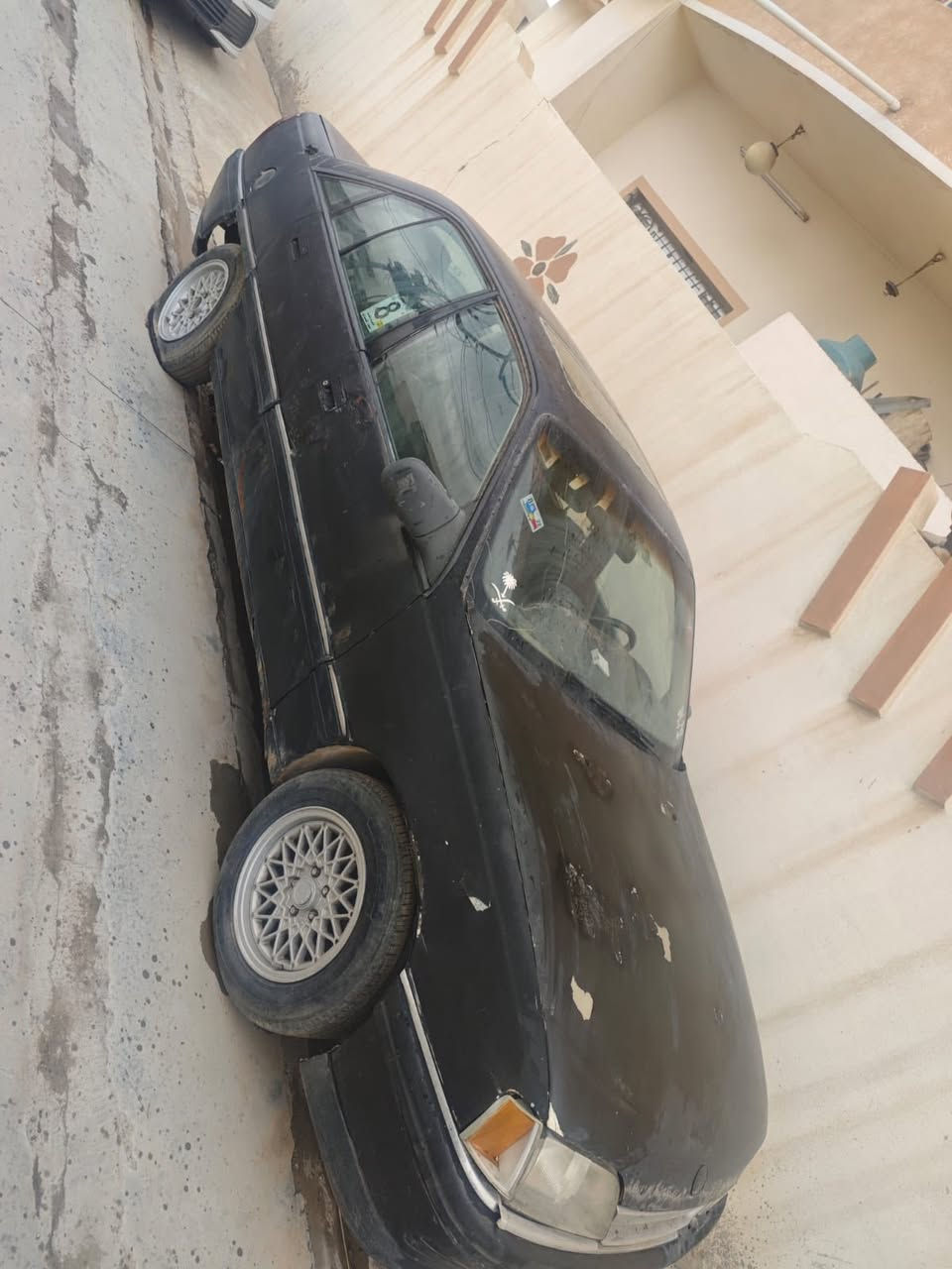 السلام عليكم.  للبيع. اوبل اوميكا. موديل 1991.  رقم. مزاد كركوك
محرك. كير. مال بطه.  
سياره مثل ما واضحه بل صور سياره مهموله

السعر. 15$ وبيه مجال. 
‏المكان كركوك. حي النصر
رقم الهاتف ***********

