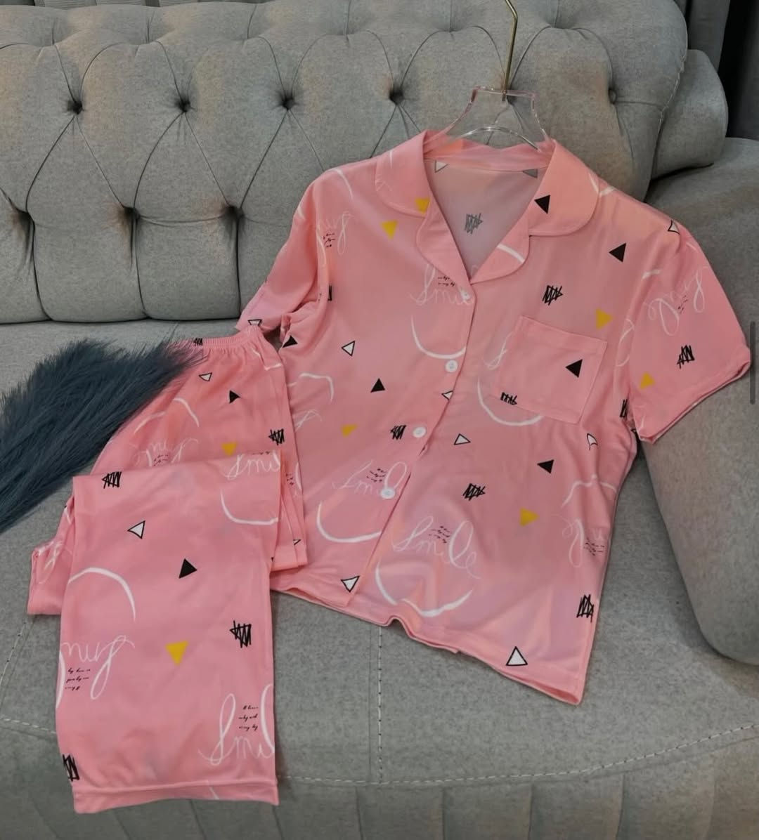 #باله الشموخ 🎀
✨تراكات العيد وصلت 2026   
✨افخم القطع /قماش فانيله  إيطالي  🤍
✨قطع جديده 👍🥺🎀
✨السعر ب٨                                                                                                  
✨متوفر جميع القياسات.               —————————————————       
‌‎توصيل بابل مركز 3,000
اقضيه نواحي 4,000
‌توصيل لجميع المحافظات 5,000
‎العنوان :بابل - حله مركز 
‎للطلب والأستفسار يرجى ارسال رسالة على الخاص

ا


**إذا كنت صاحب هذا الإعلان وتريد حذفه لأي سبب، رجاءا أرسل رسالة إلى الدعم الفني**