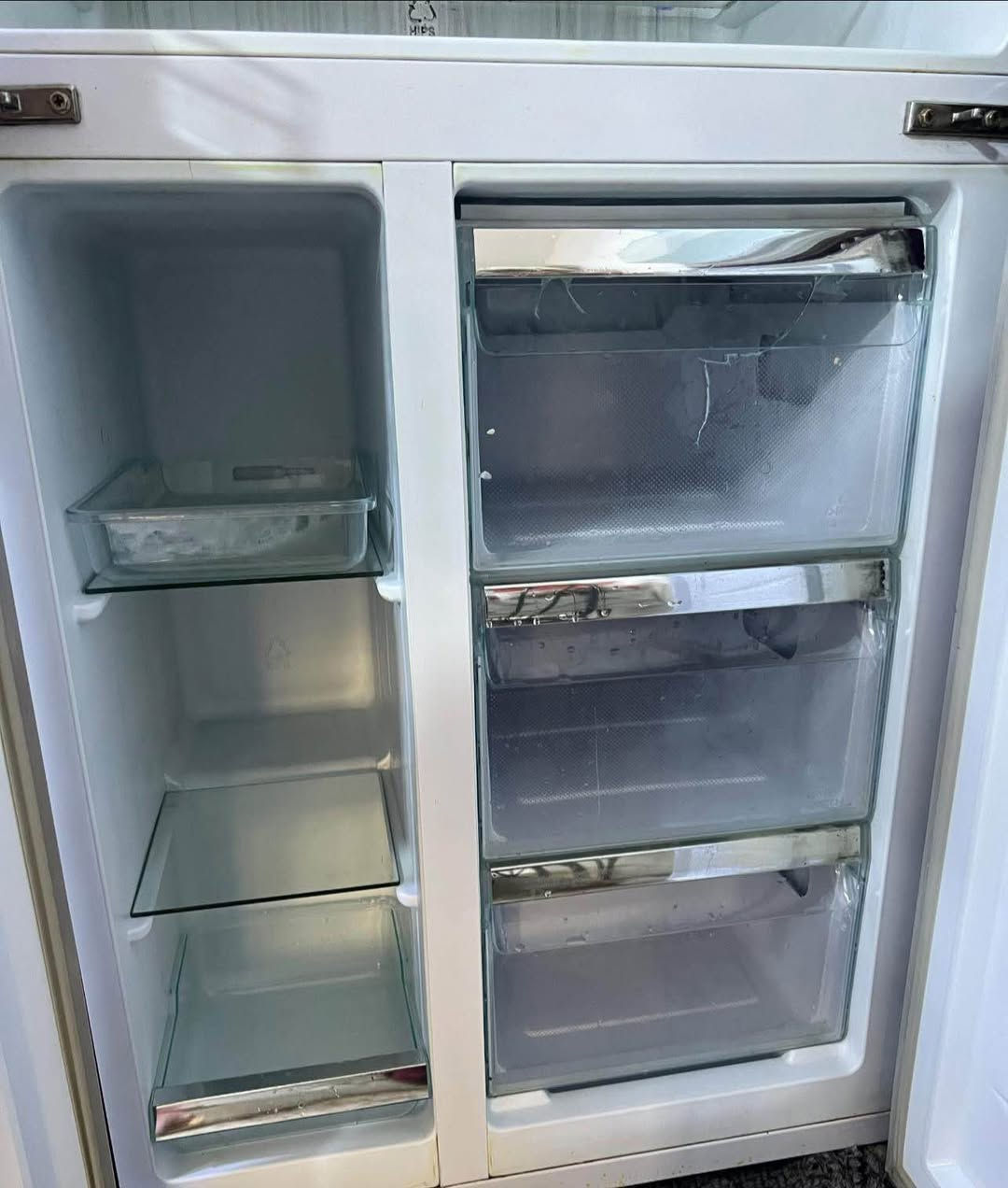 السلام عليكم ثلاجه للبيع ومجمده الشراء والتوصيل خاص 😍

عنوان بصره قبله حي مهندسين 👨‍💻 

سعر 450 💵 البصرة, العراق


**إذا كنت صاحب هذا الإعلان وتريد حذفه لأي سبب، رجاءا أرسل رسالة إلى الدعم الفني**