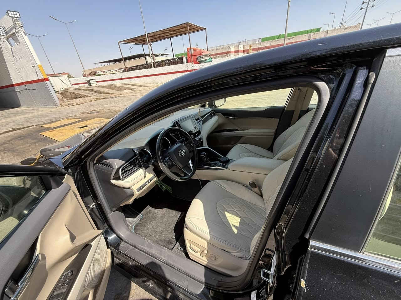 السلام عليكم
كامري 2024فول GLE ماشيه 30 الف قابل للزياده شركه ساس ياباني اصلي كفاله عامه عدا اصبعين بي دي ار الجاملغ الخلفي سياره بعدها بضمان الشركه رقم بغداد تحويل مباشر مكان السياره بغداد الكريعات معارض الكريعات شارع الوقف السني

السعر 235بي مجال بسيط

***********

