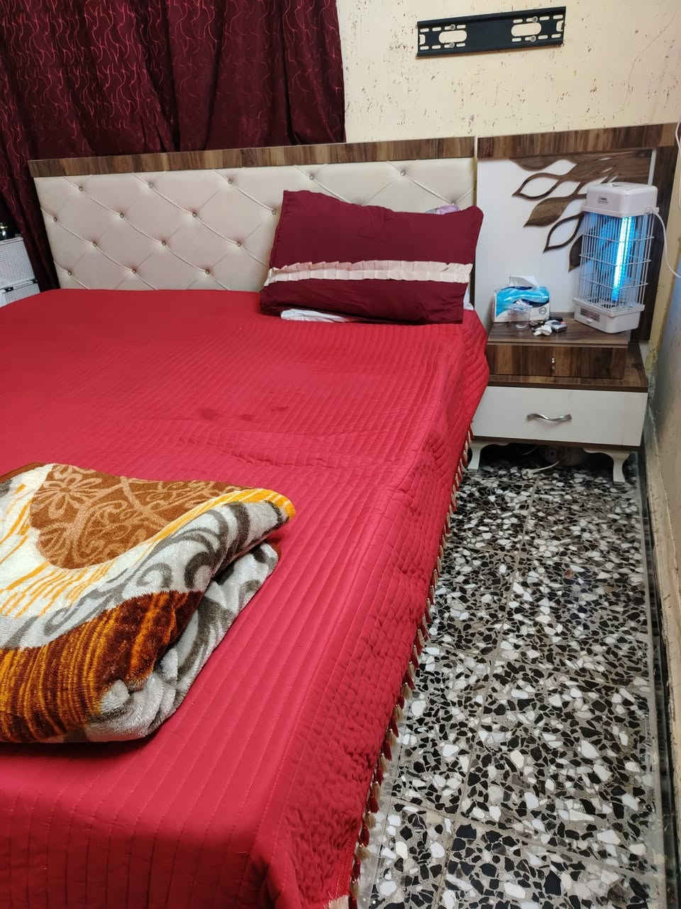 غرفة نوم تركيه كومدي واحد واحد مكسور وميز مرايه والكنتور صاج خشب مكان الحريه قرب مخازن الشاي


**إذا كنت صاحب هذا الإعلان وتريد حذفه لأي سبب، رجاءا أرسل رسالة إلى الدعم الفني**