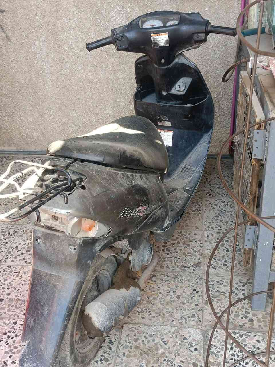 دراجة ساسوكي للبيع شغالة هندر ومابيه شي السلف يشتغل بس يرادله باتري السعر 125 مكاني الشعب ***********

