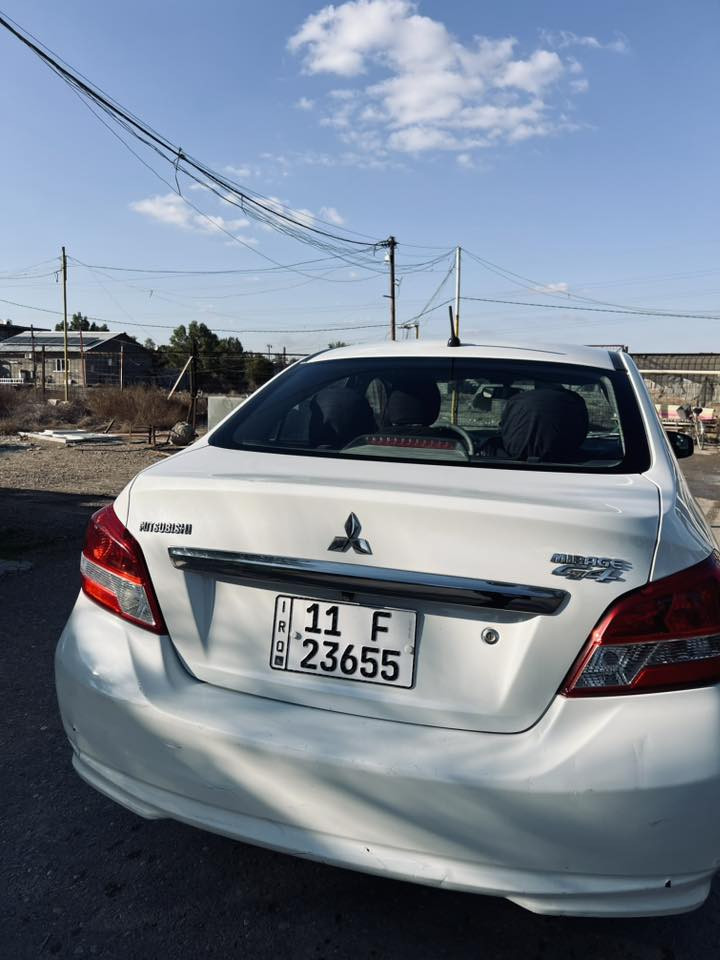 ميتسوبيشي ميراج 2018 
العنوان بغداد 
رقم بغداد  تحويل ثاني يوم 
دخول كلين 
نظيف بدون حادث 
 السعر ٧٨ 
الرقم  ***********
