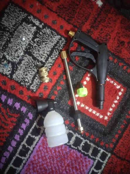 للبيع ماطور غسل سيارات شرط بعده بل كارتون حته ضمان بي ماستخدم بسعر 80. وبي مجال رقم الهاتف ***********
