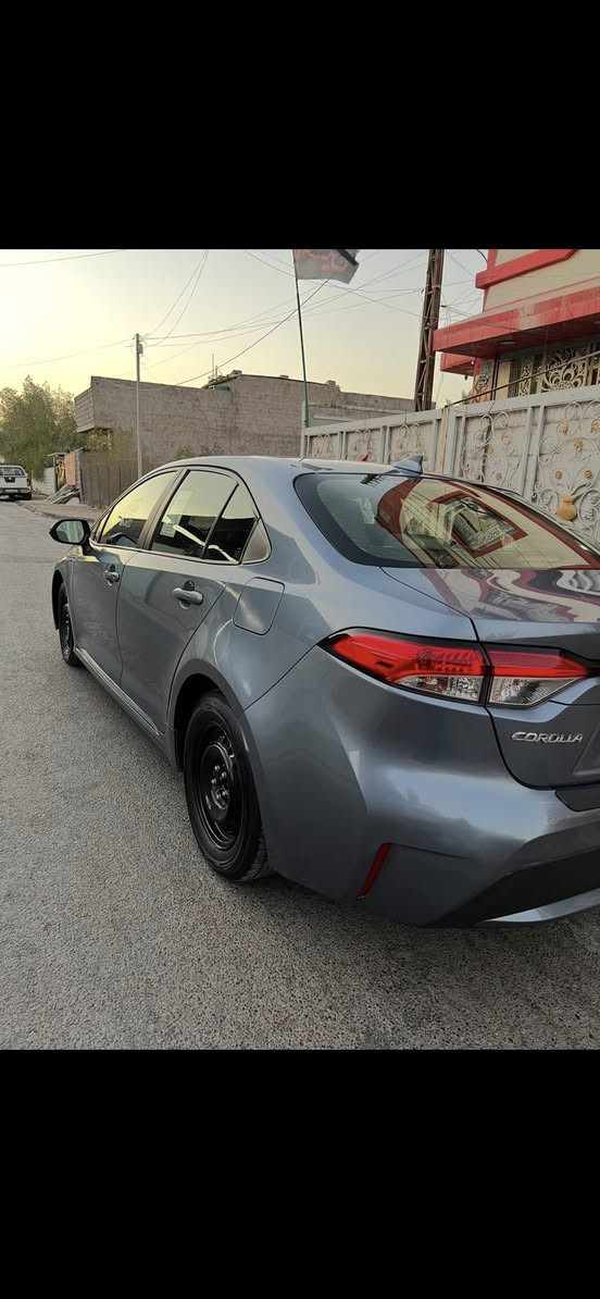 السلام عليكم كورلا هايبرد 2022 وارد امريكي رقم بغداد 
حادثها بابين جهة السايق(موضح بالصور) ماشية 53 
مواصفات 
بصمه 
شاشة 
دشبول شاشة 
سايد بريك اوتو 
اوتو هولد توقف 
قياده ذاتيه 
تحديد مسار 
داخل لونين 

السعر 150 وبيها مجال 

***********
