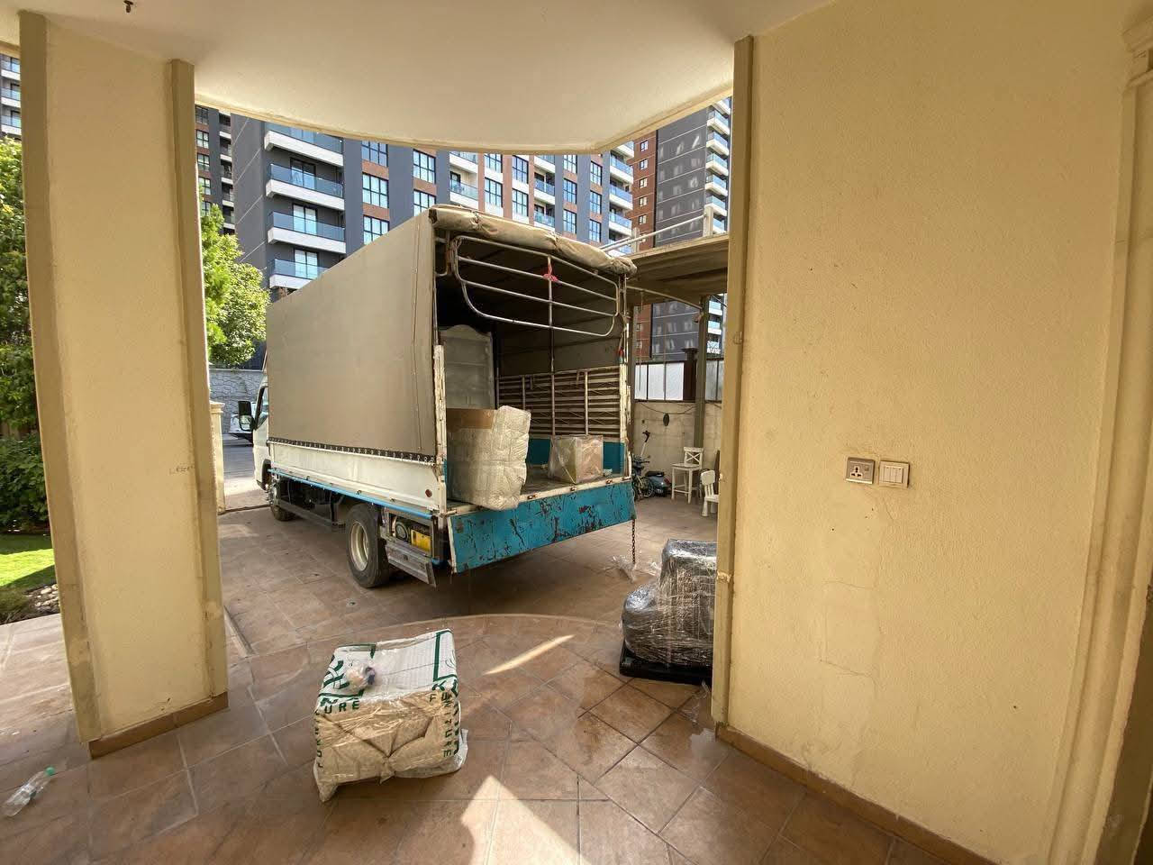 شركة أربيل: اربيل <u>أمانة ونقل سريع لي اثاث بيتك داخل المحافظة وخارج المحافظات لبضائعكم</u>  
    
  هل تبحث عن شركة نقل اثاث بيتك داخل اوخارج المحافظة بضائع موثوقة وآمنة في جميع محافظات العراق؟  
    

  لا تبحث أكثر!  نقليات أربيل هي الحل الأمثل لنقل بضائعكم بأمان وسرعة.  
    
  - نغطي جميع محافظات العراق:  نصل إلى أي مكان تحتاجونه في العراق.  
  - أسطول متطور من السيارات المؤمنة:  نضمن سلامة بضائعكم طوال رحلة النقل.  
  - خدمة عملاء متميزة:  فريقنا على استعداد دائم للإجابة على استفساراتكم وتلبية احتياجاتكم.  
  - أسعار تنافسية:  نقدم لكم أفضل خدمة بأفضل الأسعار.  
    

  اتصل بنا الآن واحصل على عرض سعر مجاني:  
    
  رقم الهاتف:
  [📱***********)  [***********《واتساب 

[***********] اتصل اواتساب [***********《واتساب 

[***********] اتصل اواتساب [***********《واتساب 
***********/اتصل اواتساب 
/اتصل واتساب][نستقبل اتصال على مدار 24ساعه
  <u>لا تتردد، امنح بضائعك الأمان الذي تستحقه مع نقليات الجوهرة!</u>
