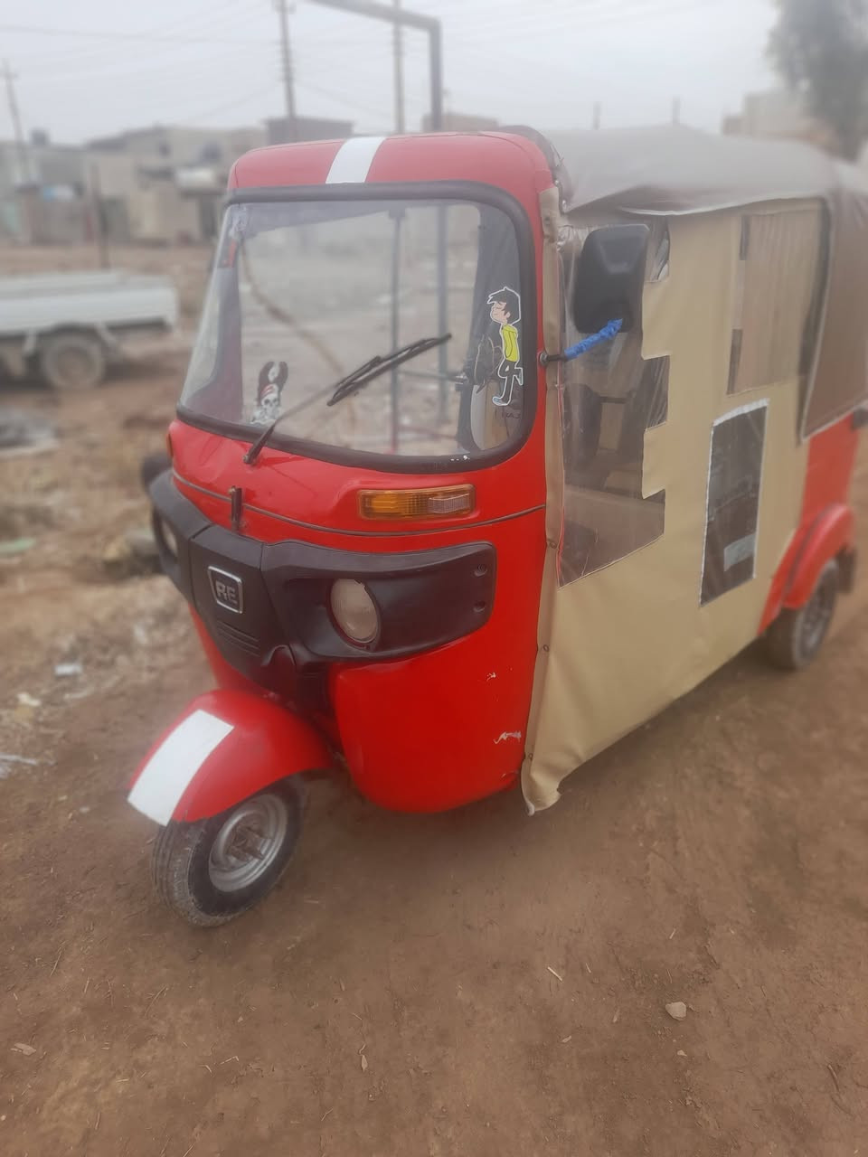 تكتك البيع موديل 2019 سعر 4ونص وبيهه مجال بصيط حك جيه عنوان ناحيه الوحدة رقم***********
