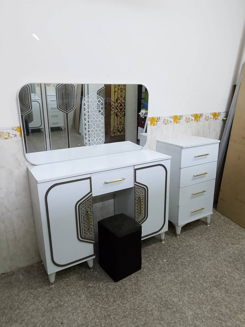 غرفه تركي مستعمل نضافه 85
نضام ابواب لون ابيض وجوزي 
السعر 700 بي مجال 
وي الشد والنقل داخل بغداد مجاني


**إذا كنت صاحب هذا الإعلان وتريد حذفه لأي سبب، رجاءا أرسل رسالة إلى الدعم الفني**