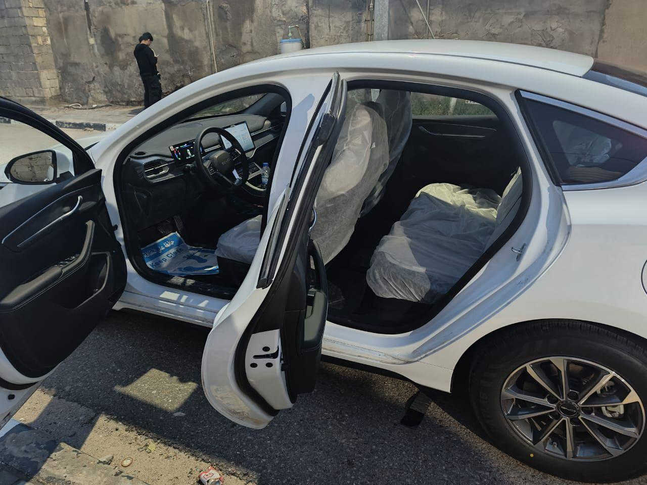 سلام عليكم بي واي دي ديستروير مال اقصاط موديل 25زيرو مرقم وكامل  السعر 103للاتصال *********** العنوان البصره البصرة, العراق
