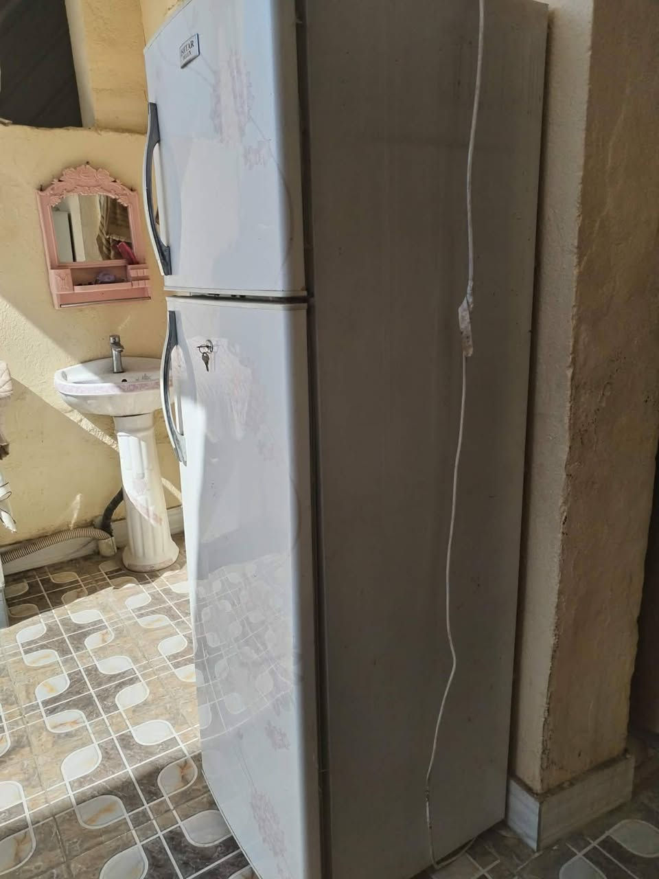 السلام عليكم
ثلاجة عشتار ديلوكس قياس ١٢ قدم 
السعر ١٠٠ مكان حلة مركز


**إذا كنت صاحب هذا الإعلان وتريد حذفه لأي سبب، رجاءا أرسل رسالة إلى الدعم الفني**