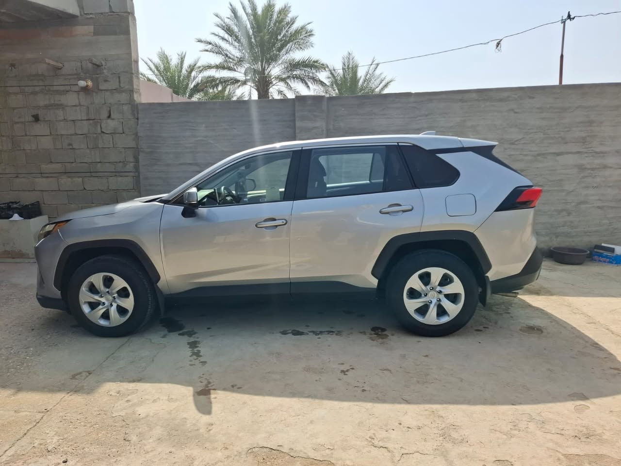 السلام عليكم  راف فور للبيع
الموصفات عاديه 
مديل 2023
رقم بغداد بسمي
السعر 173 وبيه مجال
للستفسار أكثر يرج التصال ع هاذا الرقم ***********
