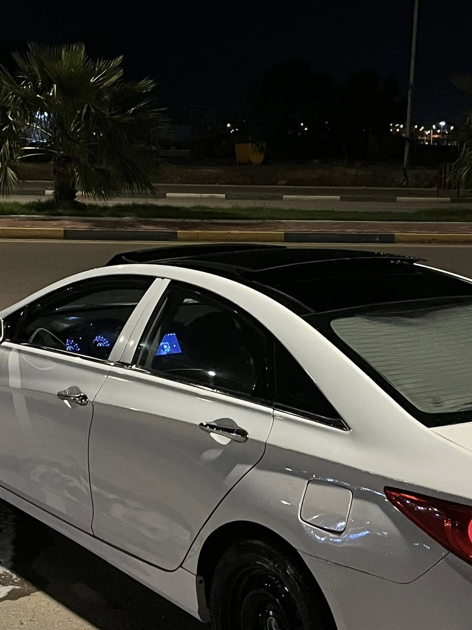 سوناته 14  كص جنطه ادوات متومه طبق الأصل مكينه وكير كفاله مكينه دوش 2400 السياره فول بنرامه بصمه شفتات ستيرن شاشه كار بلي حداده تخبل سياره جديده السياره غاز بانزين⛽️⛽️ شوفت عينك مكان سياره بصره سعر (51) وبيها مجال قليل حك جيه 
***********
