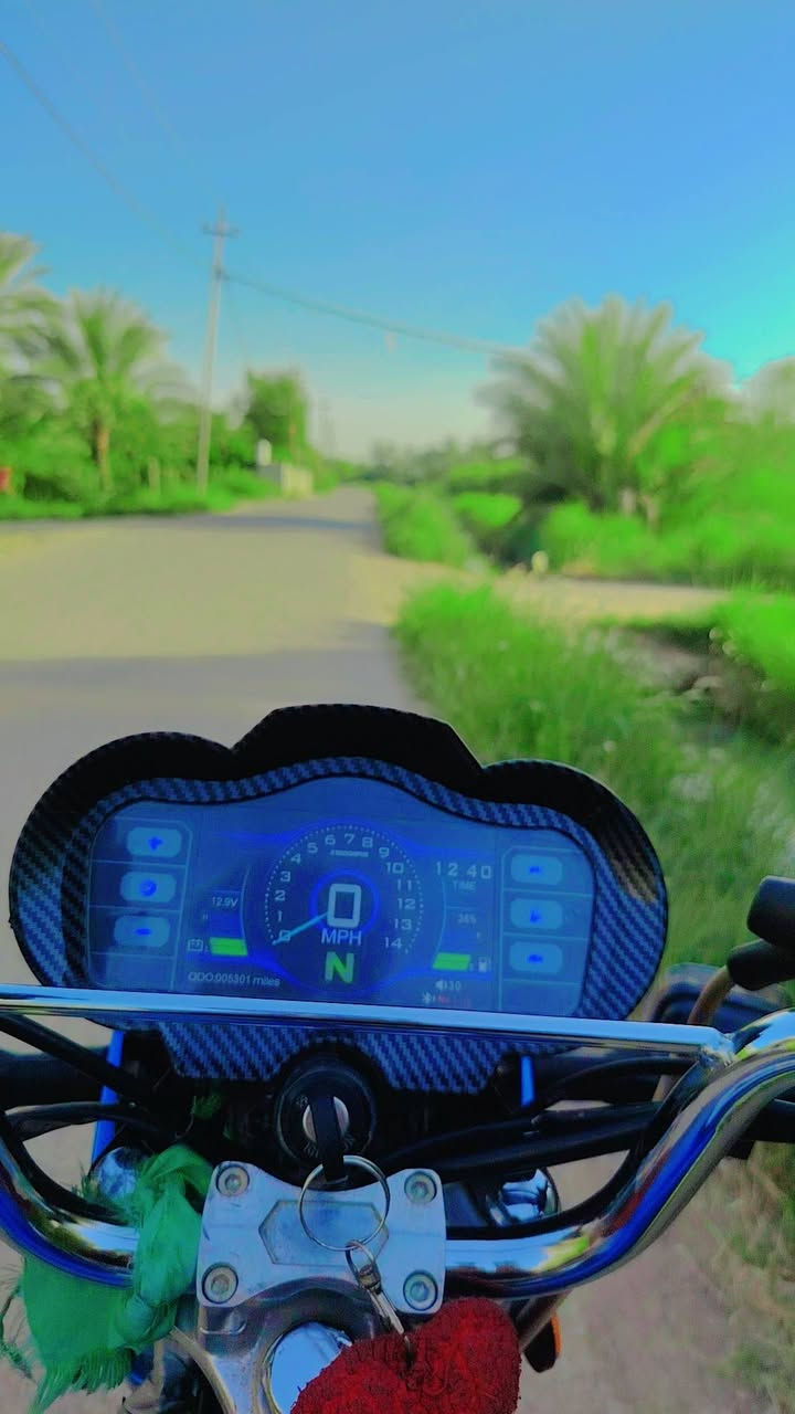 السلام عليكم سونك 2025 للبيع السعر 750 بيها مجال قليل دراجه كامله ربع متصرف عليها دراجه خير من لله طالعه بشهر ال6 الاستفسار ***********
