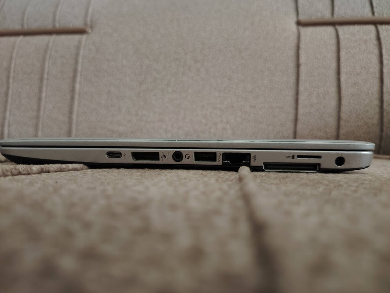 حاسبه Hp للبيع

مواصفاته

AMD PRO A10-8700B  المعالج جيل سادس
RAM G الرام
SSD 256GB + HDD 500GB التخزين
كرت شاشة Radeon R6
بطارية 100
ويندوز 10

للتواصل واتساب ***********

السعر 300 بيها مجال شوي
