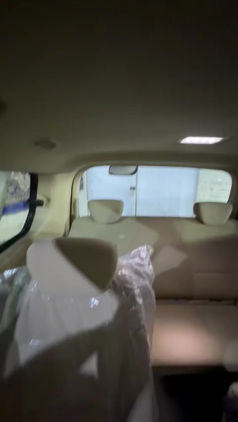 ستاركس موديل 2013 مفتوح 
السياره خير من الله مانقصه أي شي 
ماشيه 200
الاتصال على صاحب السياره 
مكانه بغداد الغزاليه 
***********
